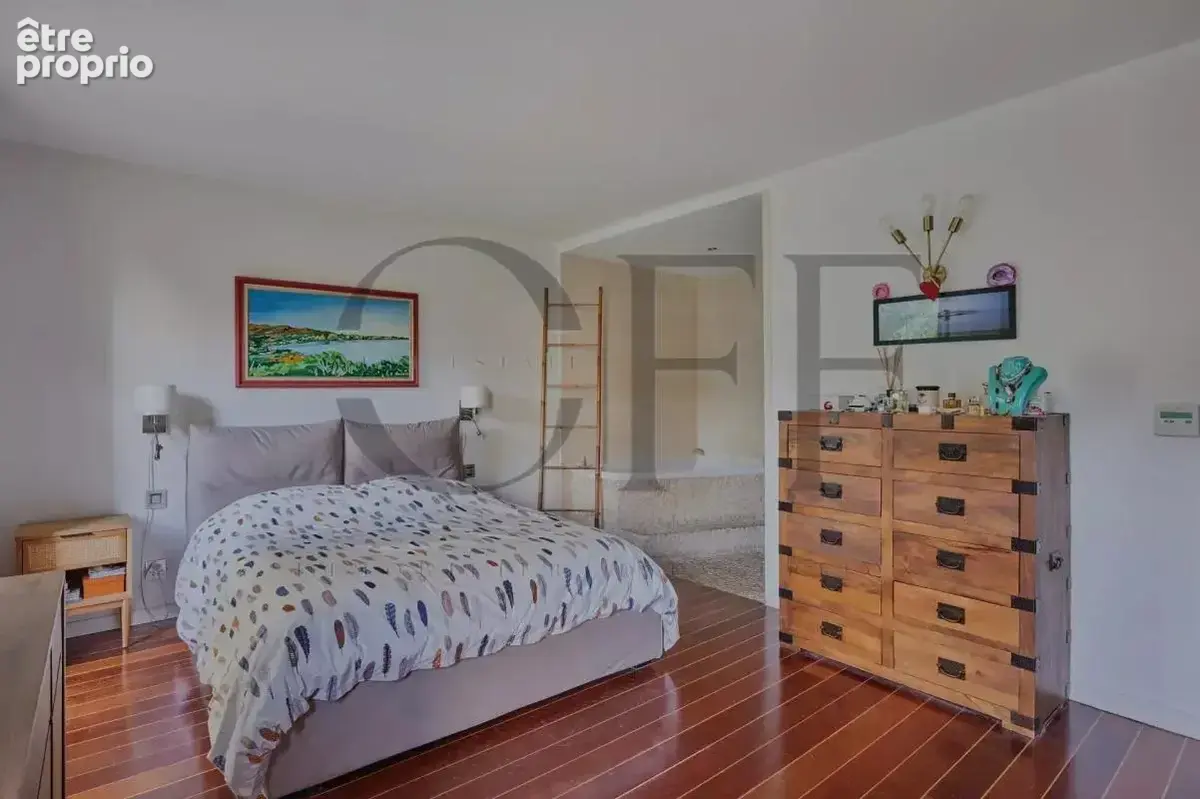 Marseille 13007 – Rez- de-jardin résidence sécurisée - Roucas-Blanc – 3 chambres 150 m² avec jardin privatif - photo 13
