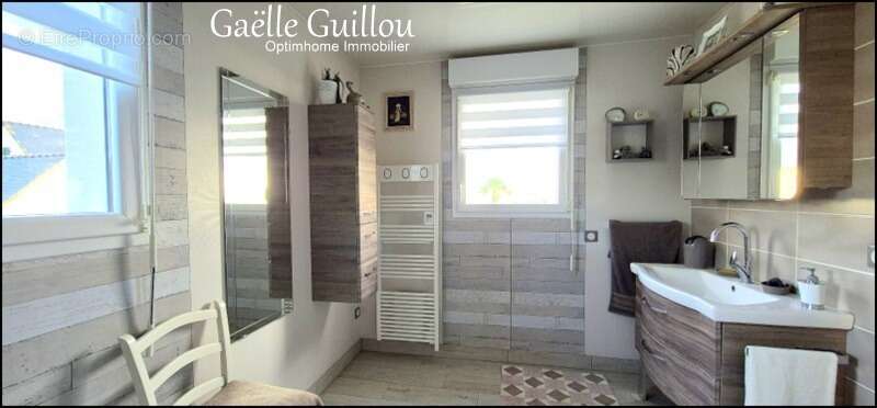 Maison à ILE-DE-BATZ