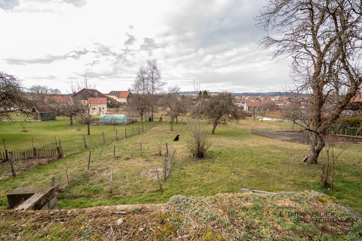 Maison à BIANS-LES-USIERS