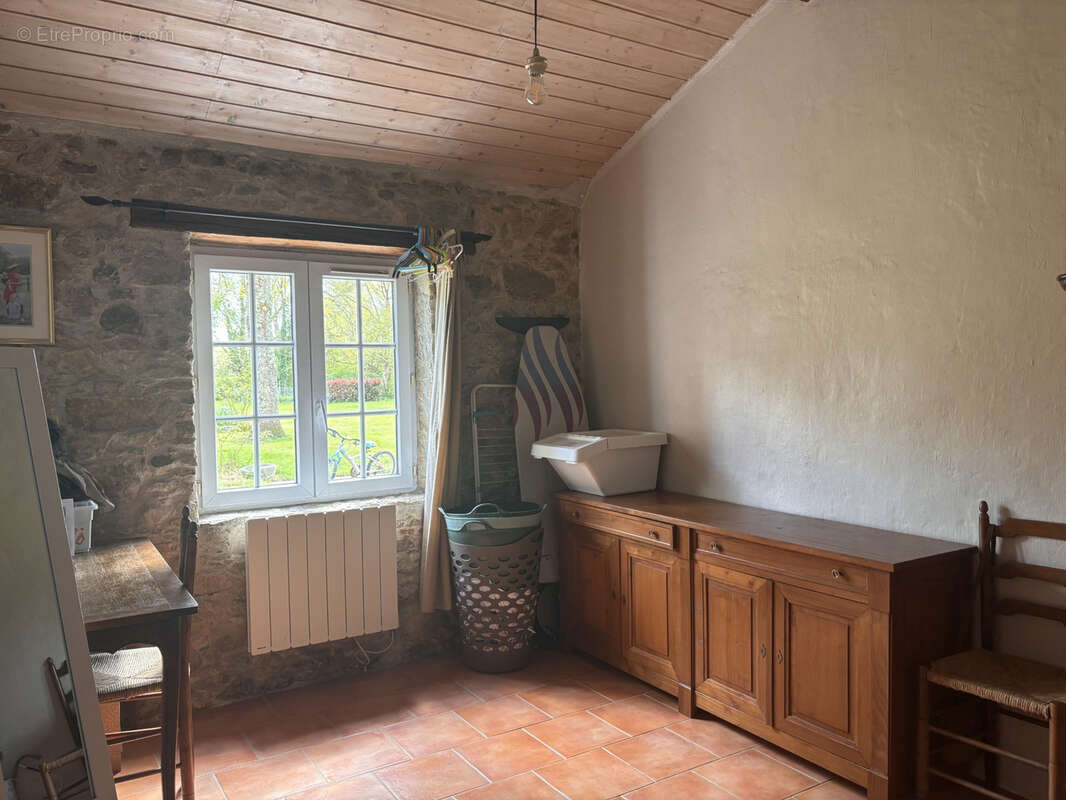 Maison à FROSSAY