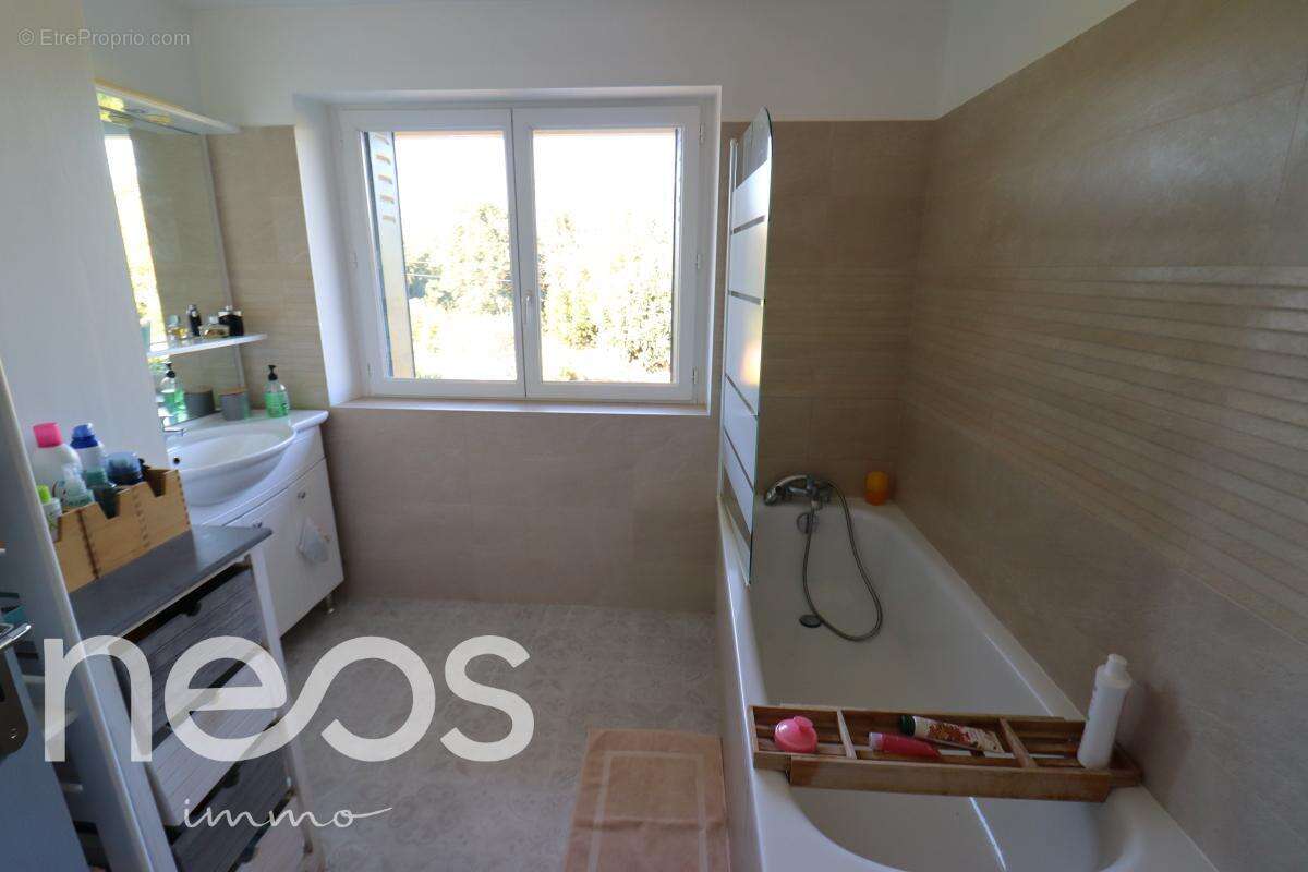 Maison 120 m² à Beguey  - photo 14