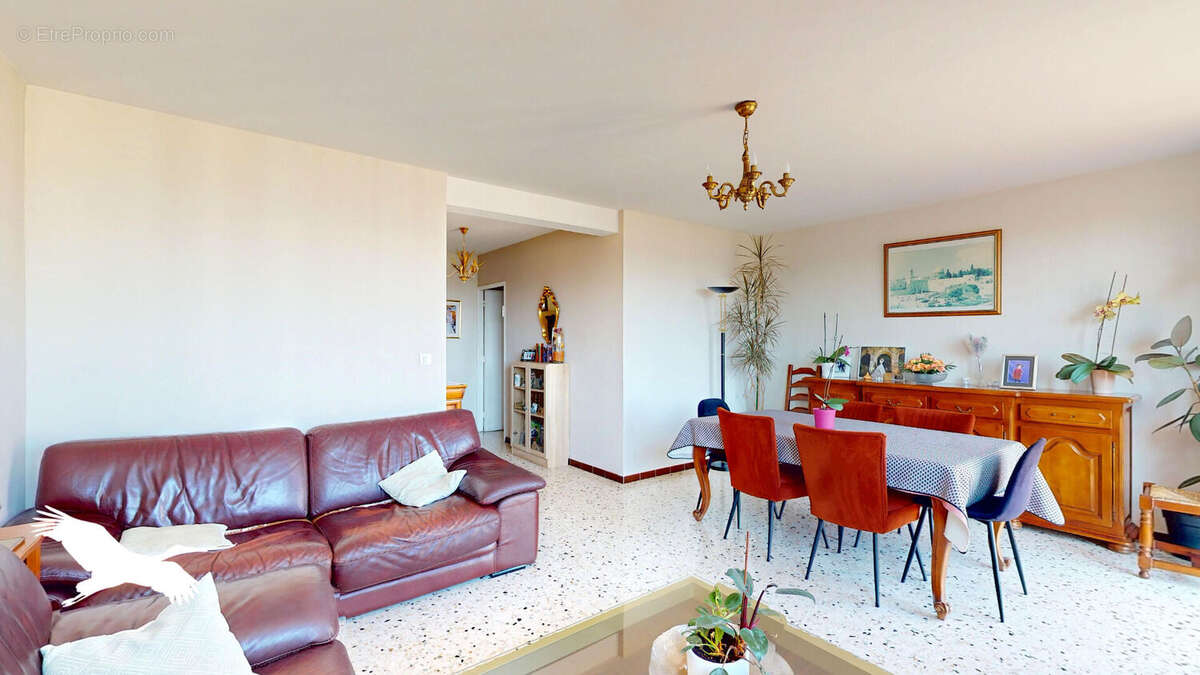 Appartement à MARSEILLE-13E