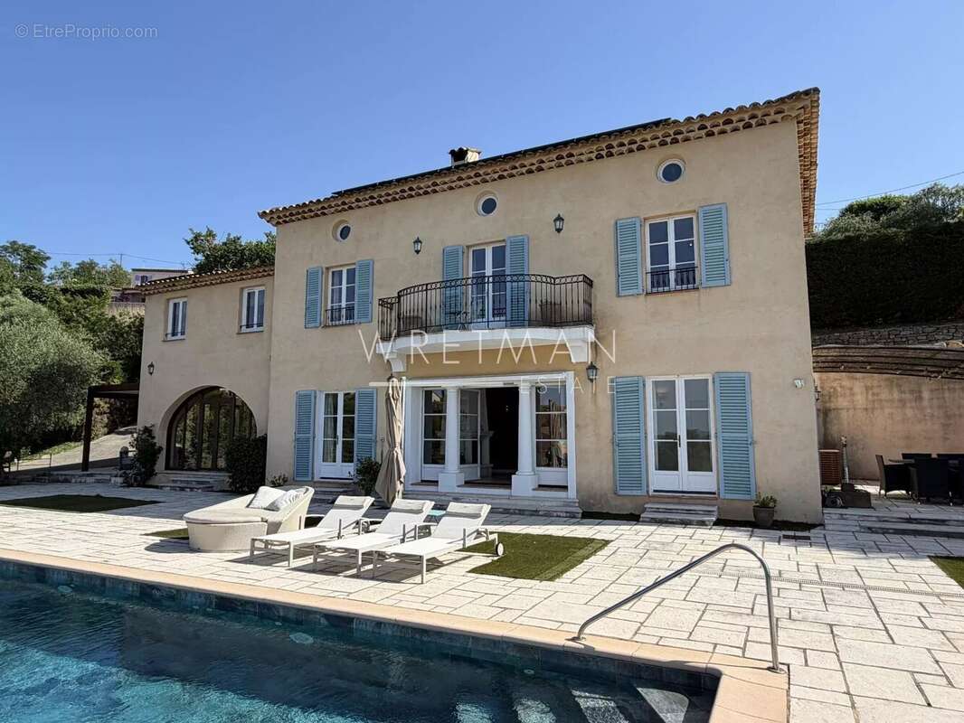 Maison à MONTAUROUX