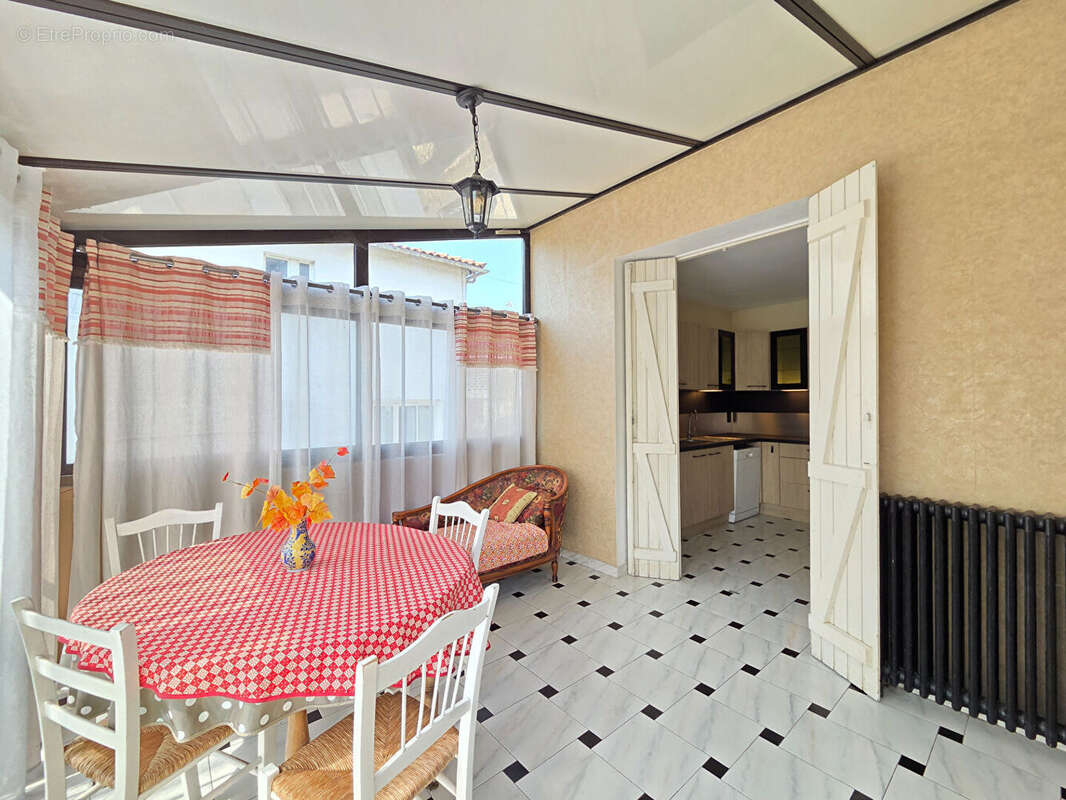 Maison Royan 7 pièce(s) 200 m2 - photo 4