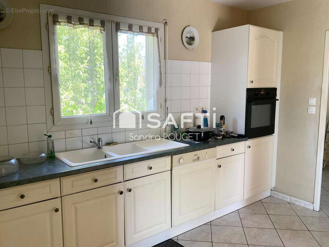 Maison 120 m² à La Teste-De-Buch  - photo 6