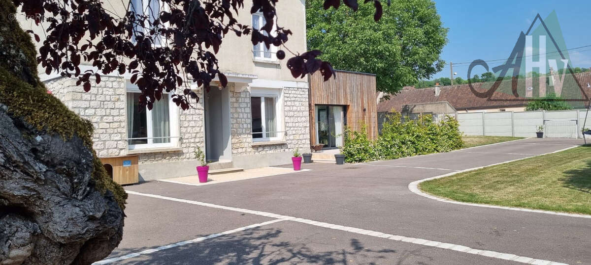 Maison de ville - 216 m2 - Provins - photo 5