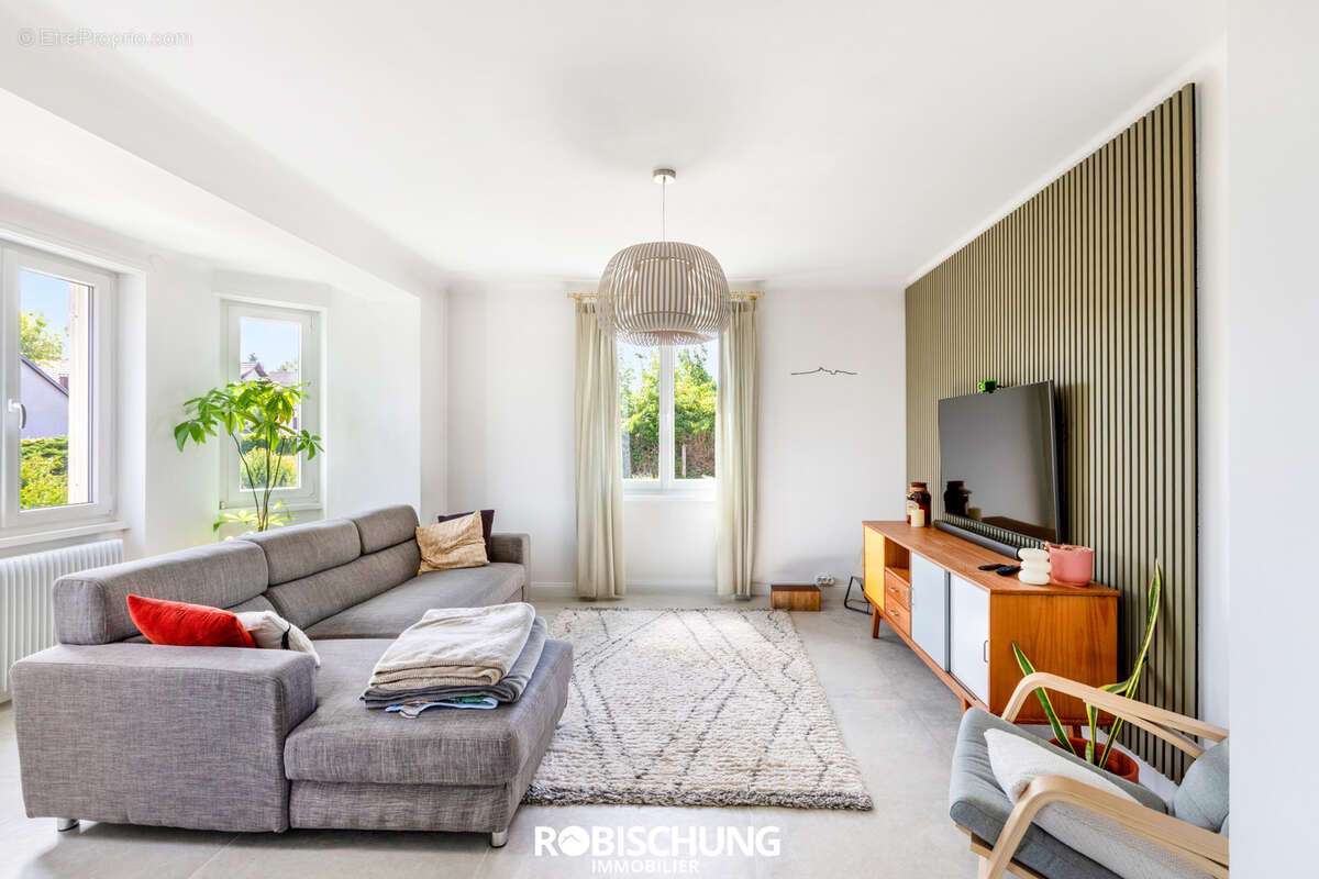 SPECHBACH   Une propriété de caractère alliant charme, confort et potentiel - photo 6