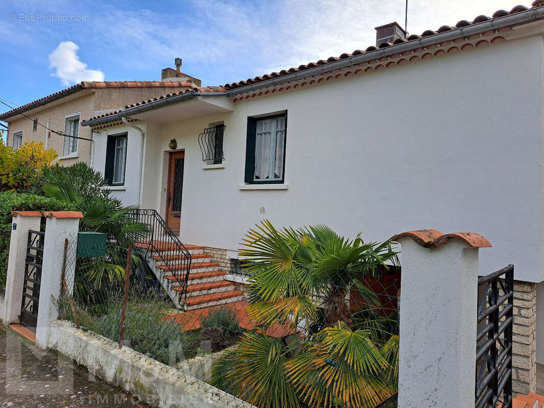 Maison à QUILLAN