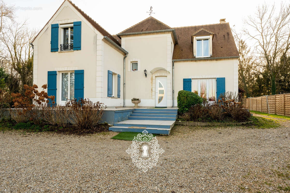 Maison à BRAY-SUR-SEINE