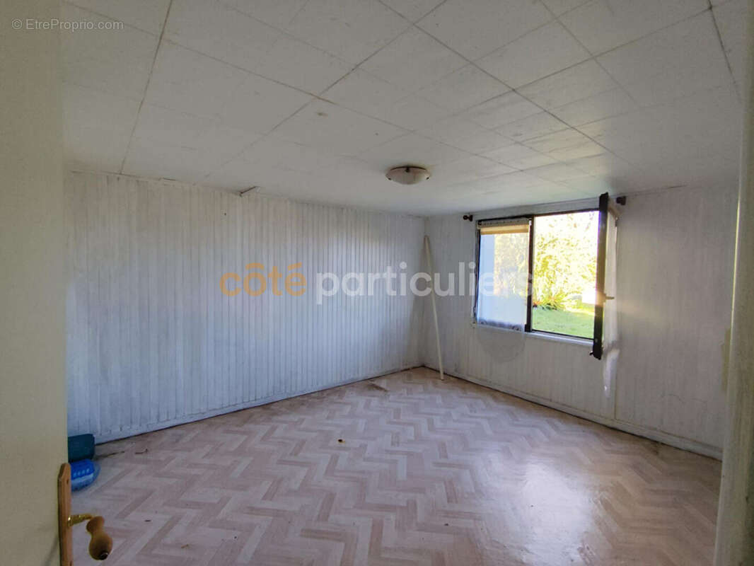 Maison à MARCEY-LES-GREVES