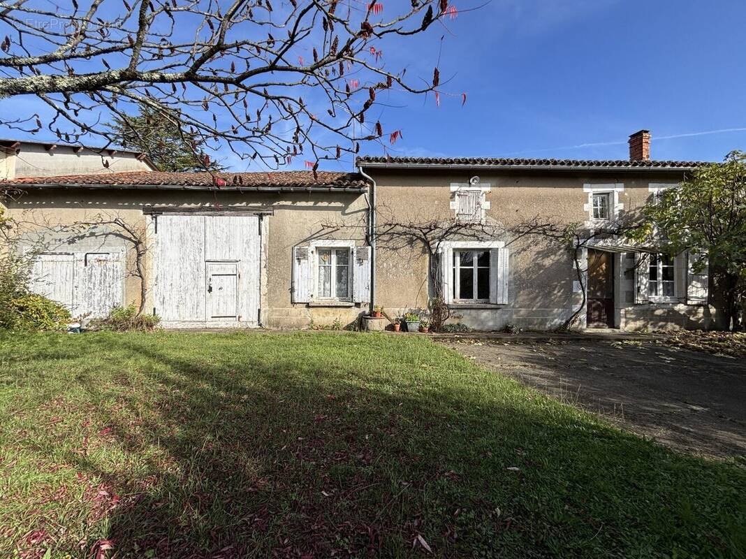 Maison à SAINT-GOURSON