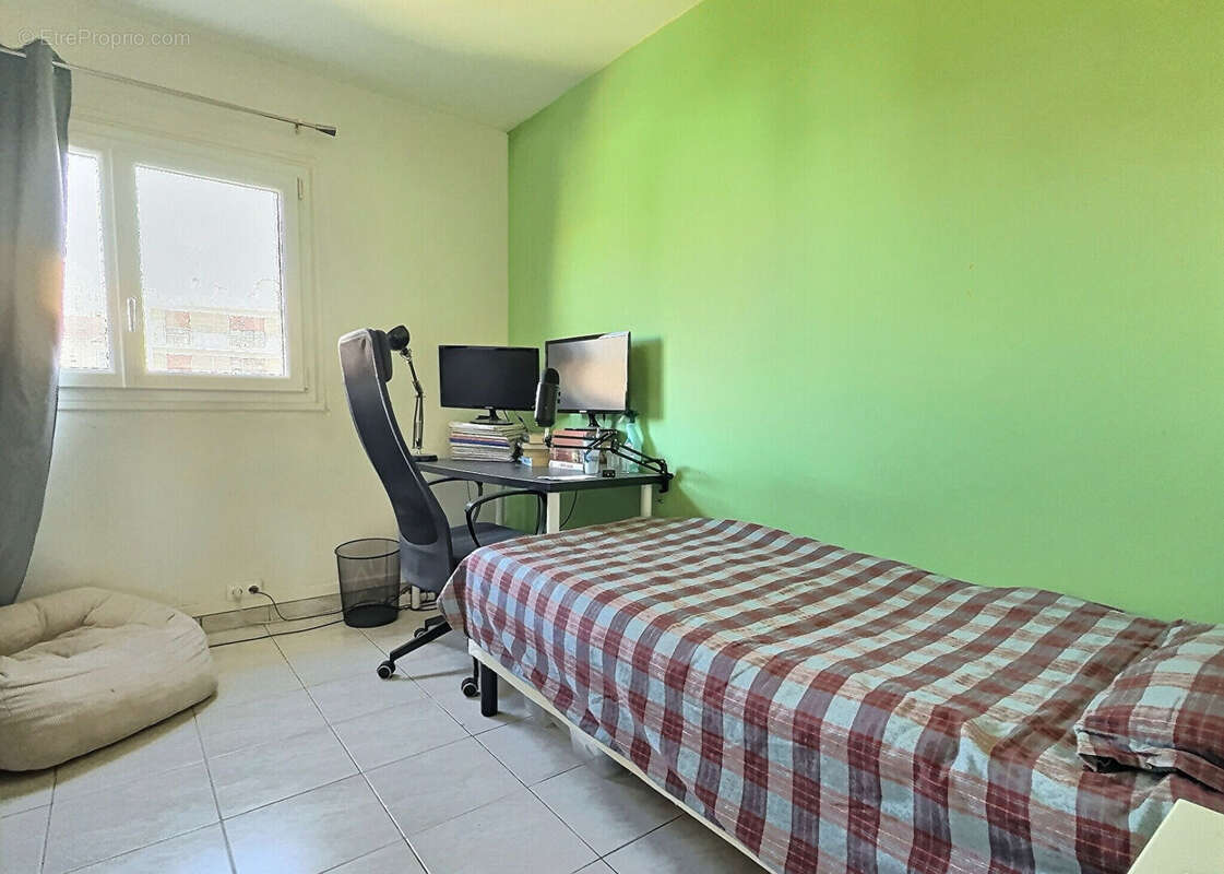 Appartement à FONTENAY-SOUS-BOIS