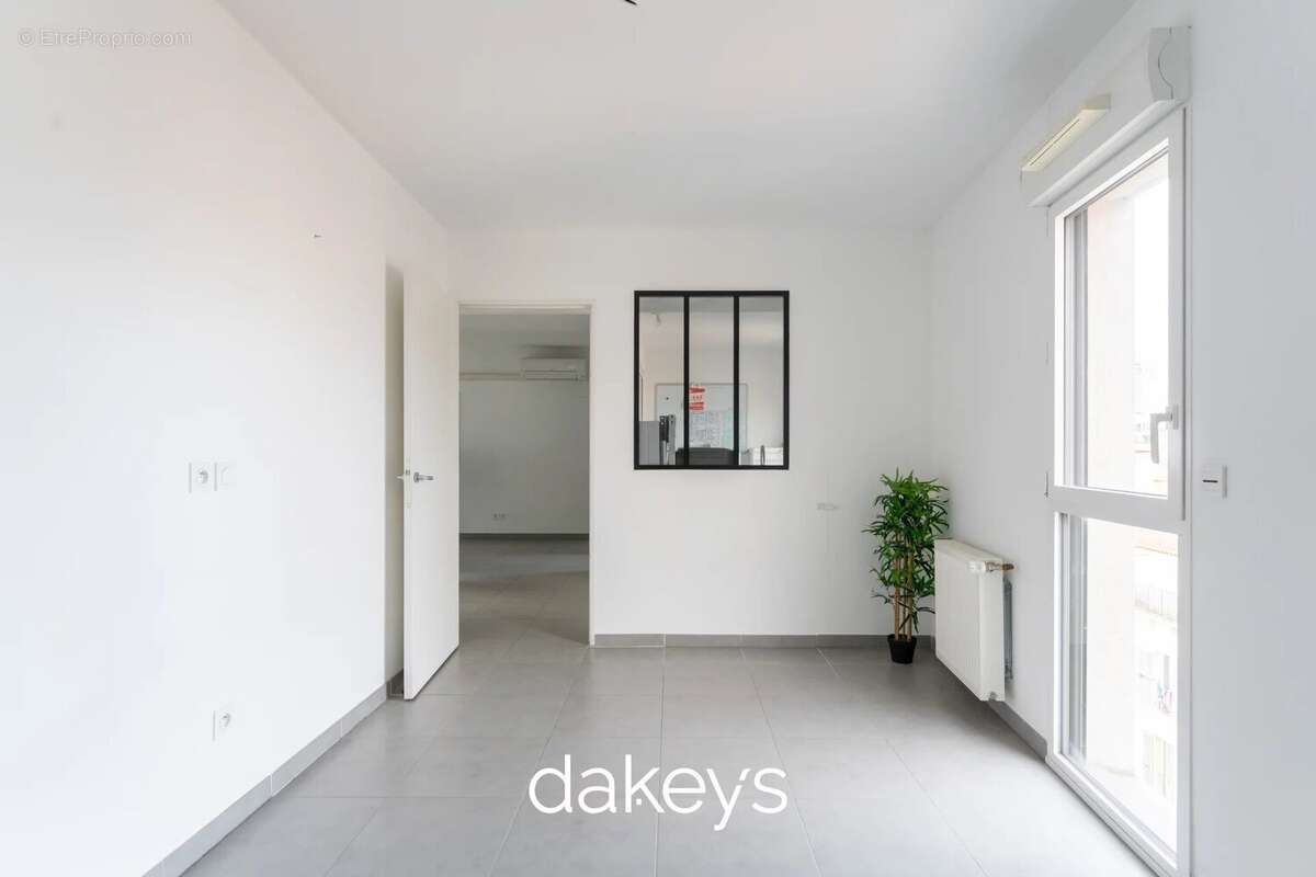 Appartement à MARSEILLE-3E