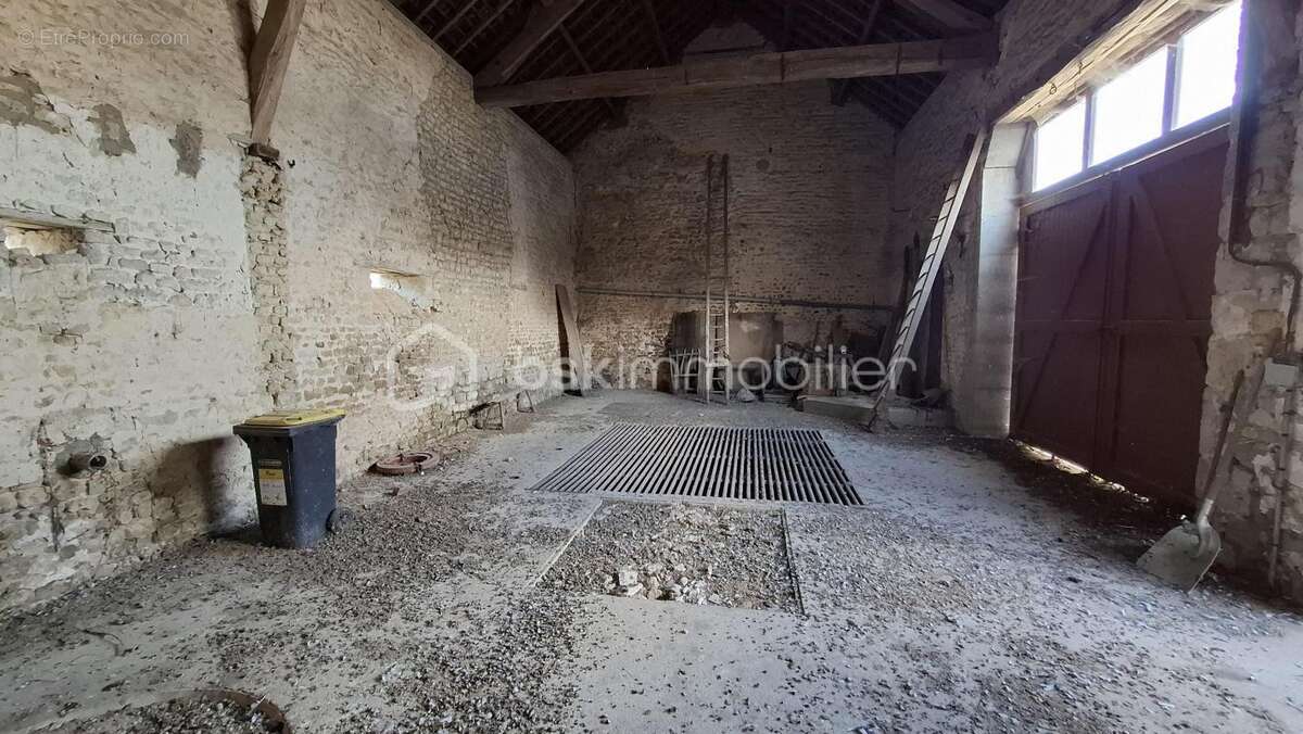 Maison à SERMAISES