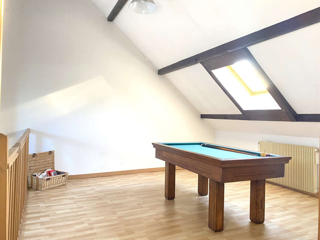 Maison 149 m² à Courtenay  - photo 11