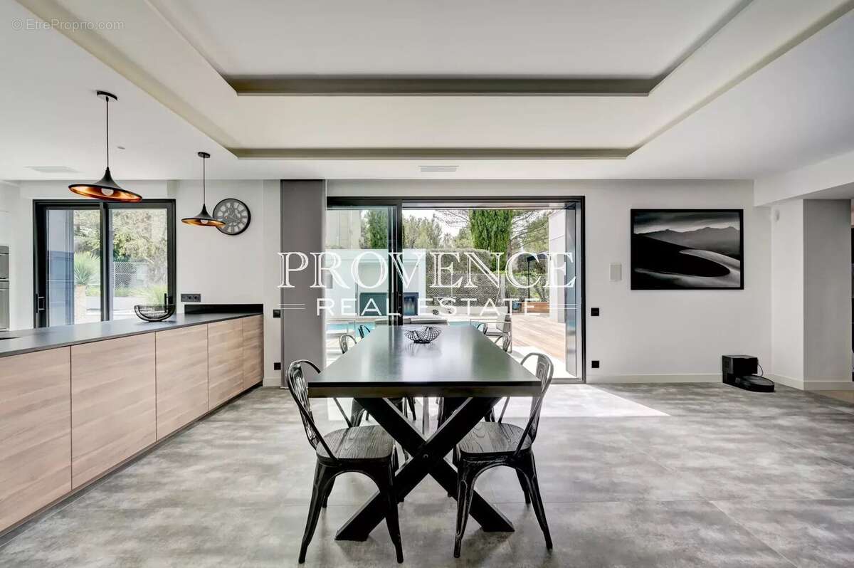 Maison à MARSEILLE-11E