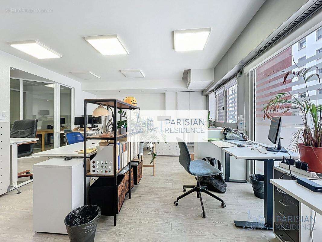 Commerce à PARIS-7E