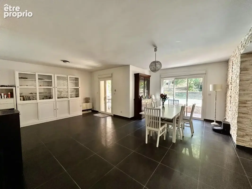 Villa de plain pied 160 m² sur 8000 m² - photo 5