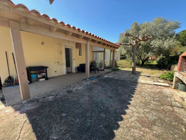 Maison à CAUNES-MINERVOIS