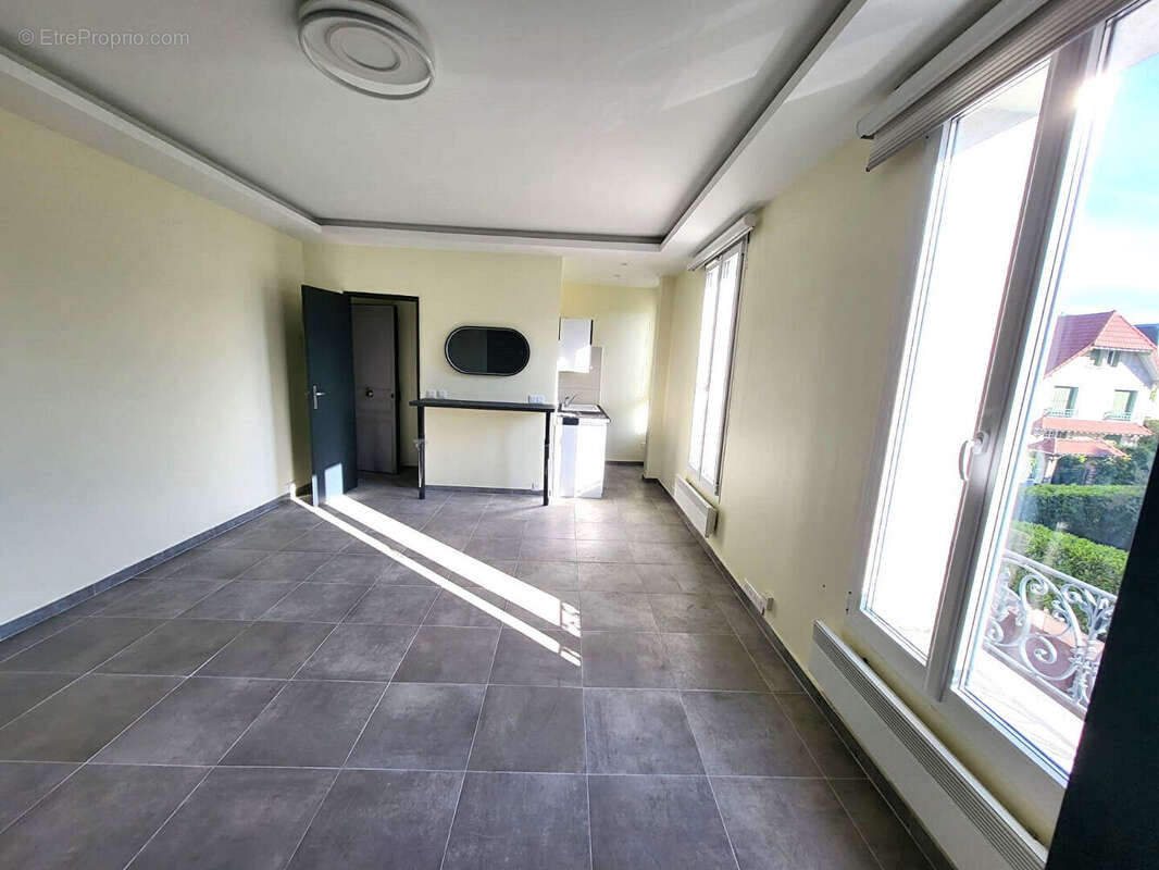 Appartement à ENGHIEN-LES-BAINS
