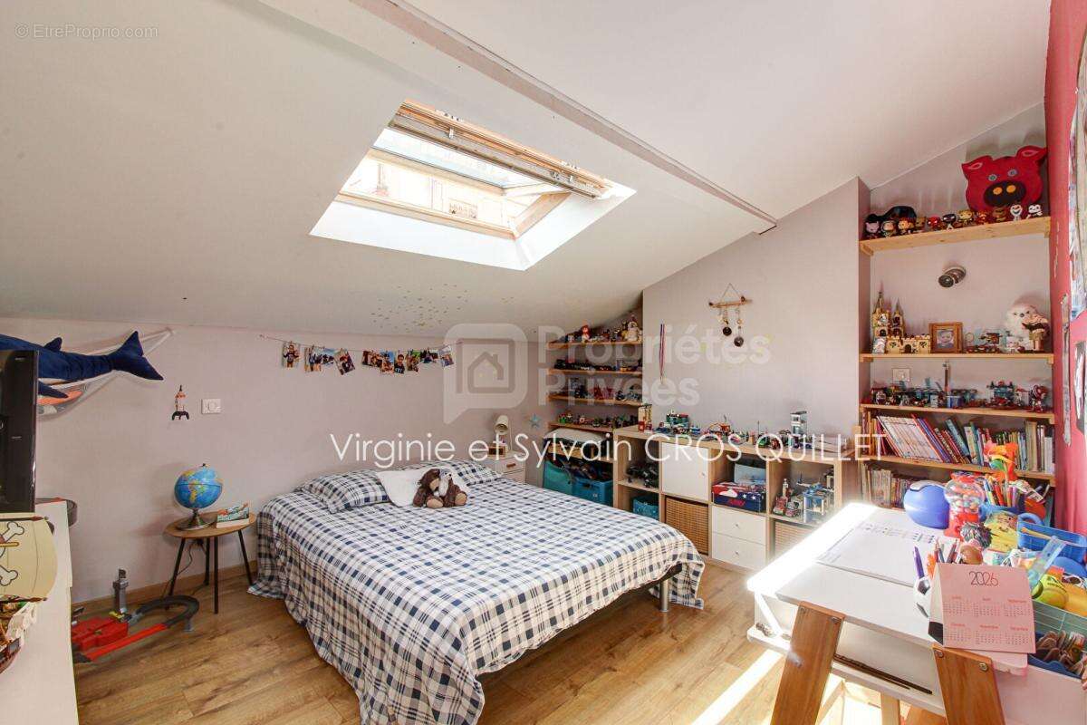 Maison de ville avec cour et souplex 164 m2 - photo 12