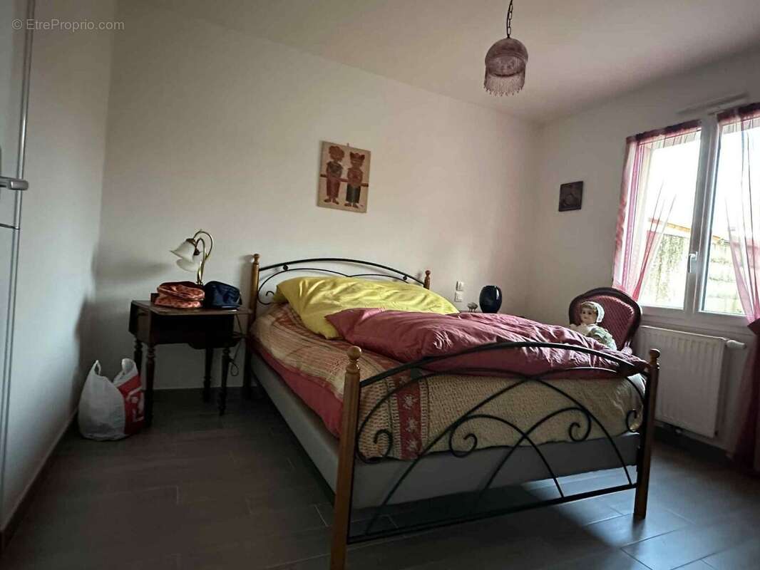 Maison à LA TESSOUALLE