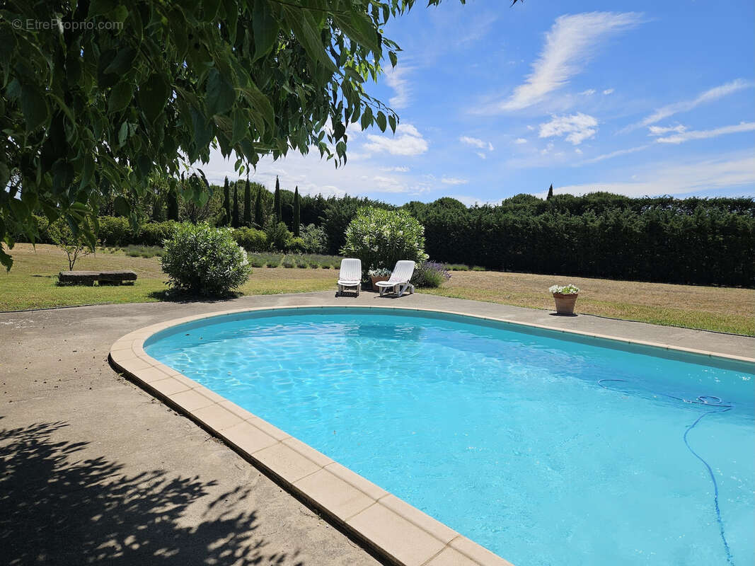 Maison à GORDES