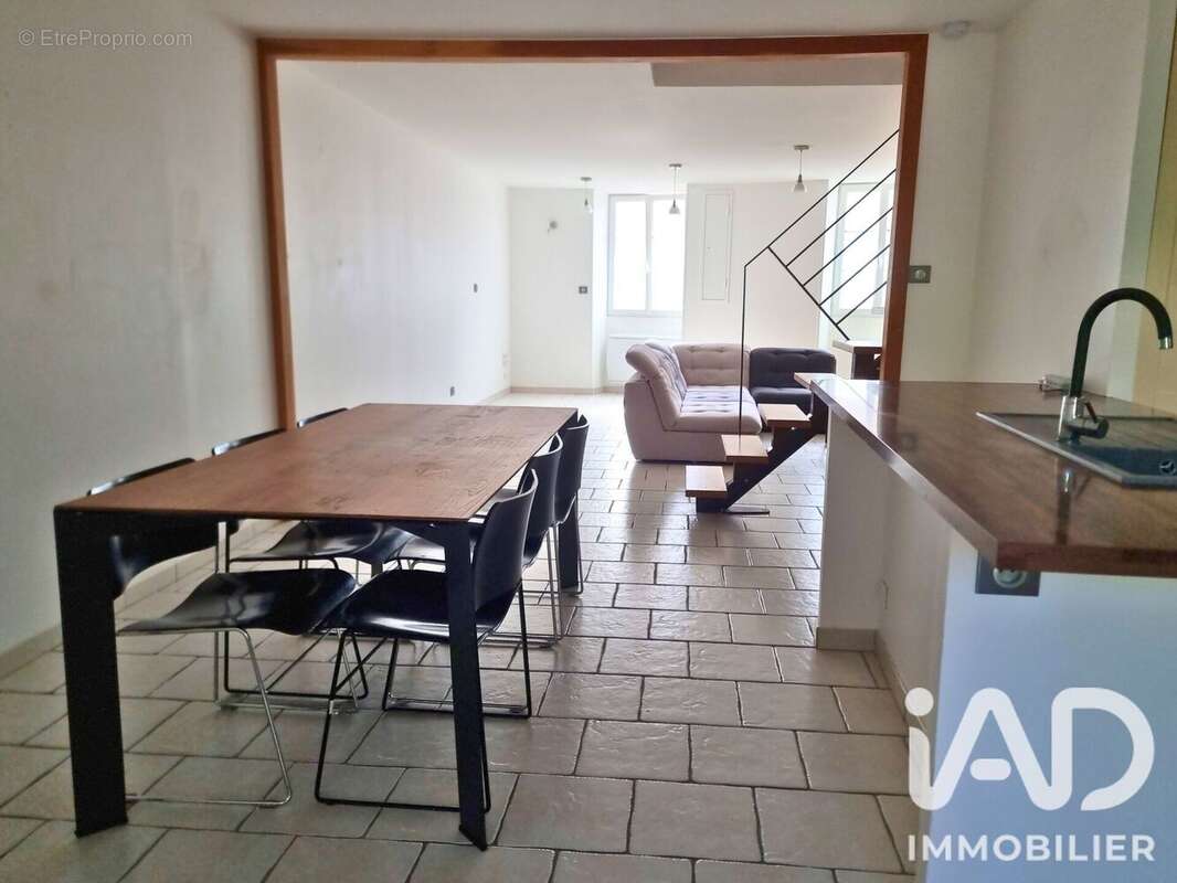 Maison 157 m² à Breuil-Magne  - photo 9