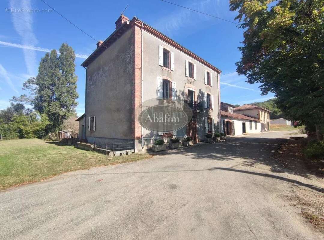 Maison à SAINT-PE-DELBOSC