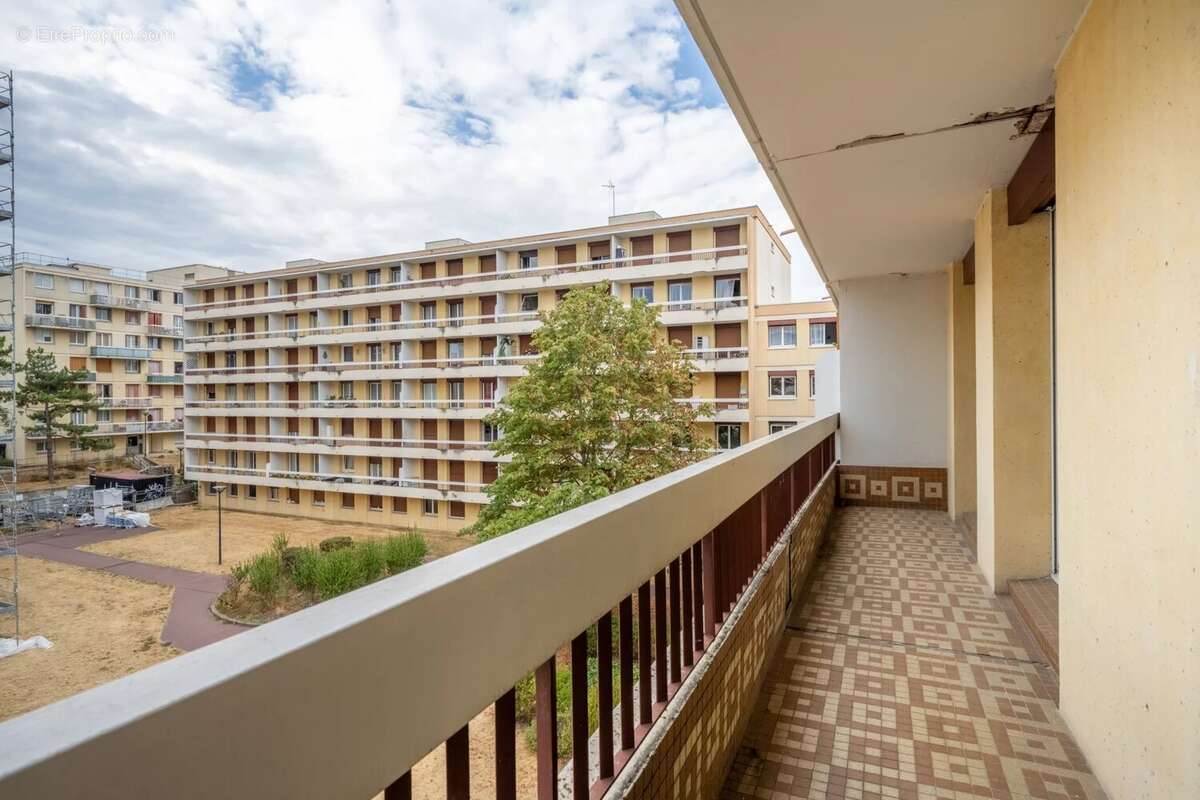 Appartement 90 m² à Poissy  - photo 9