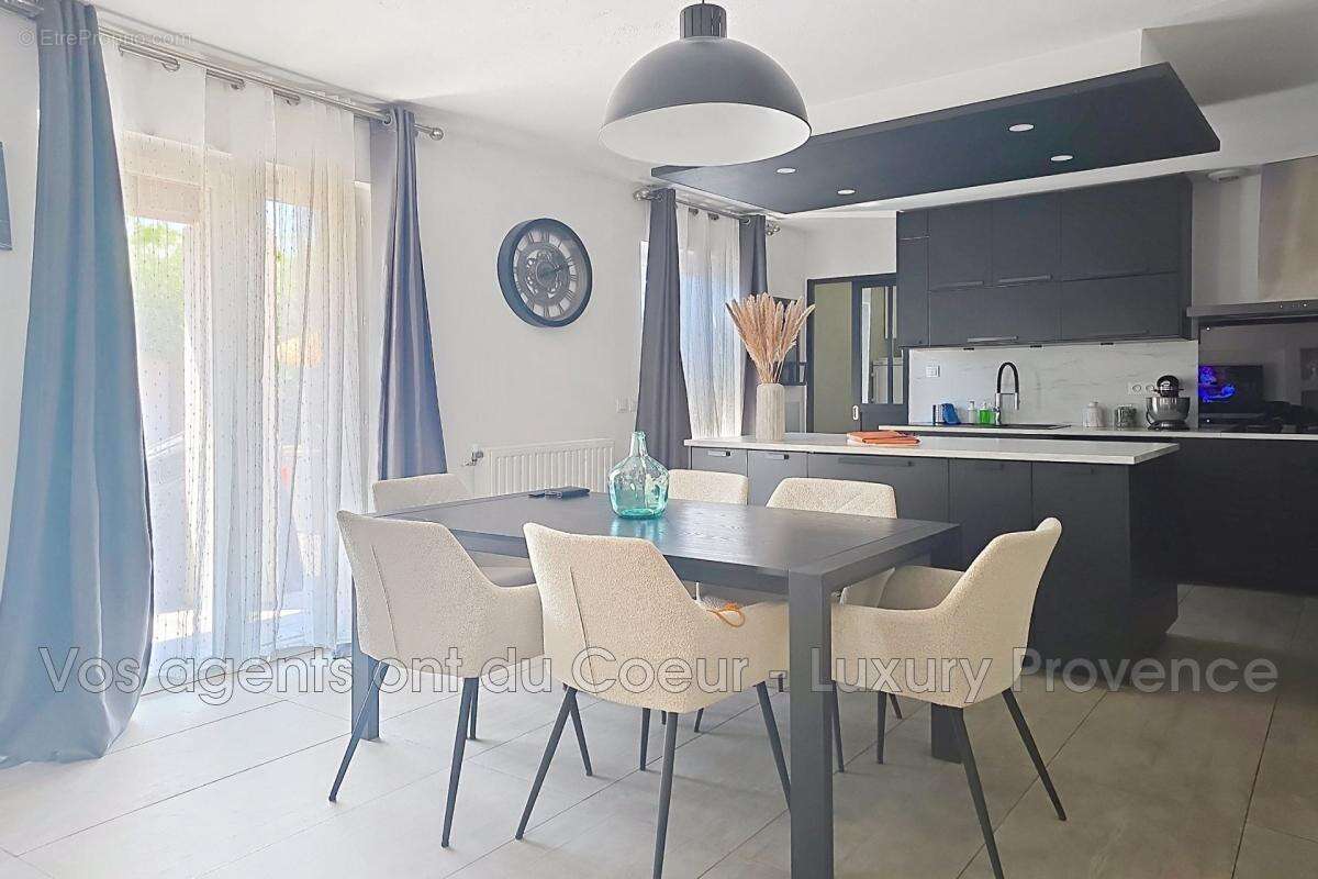 vente maison 5 Pièce(s) - photo 6