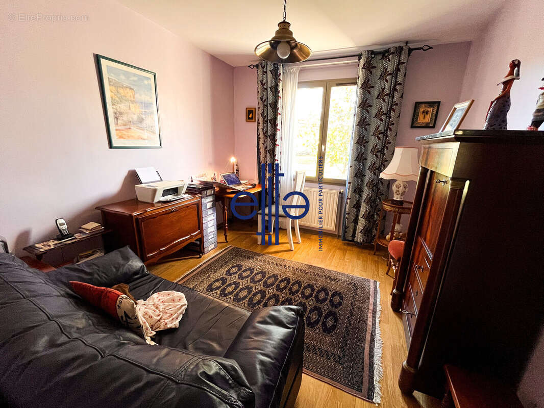 Maison à COULOUNIEIX-CHAMIERS