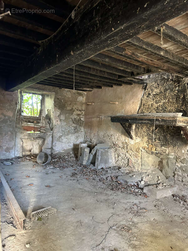 Maison à VILLESISCLE