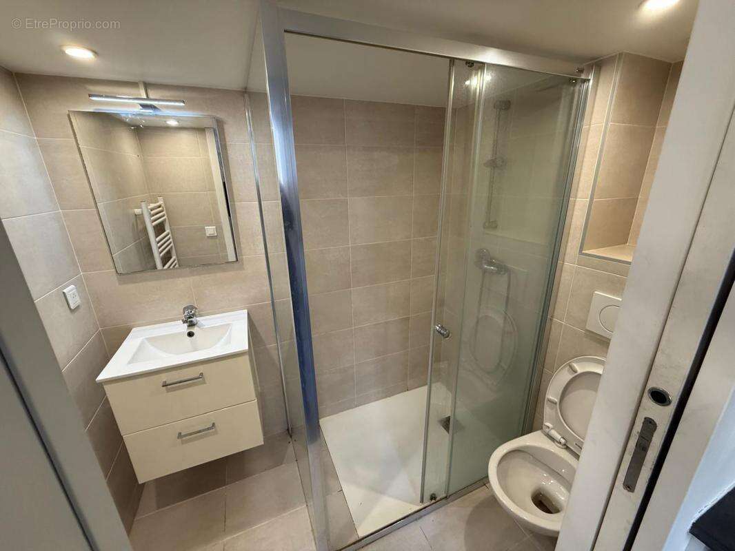 Appartement à PARIS-19E