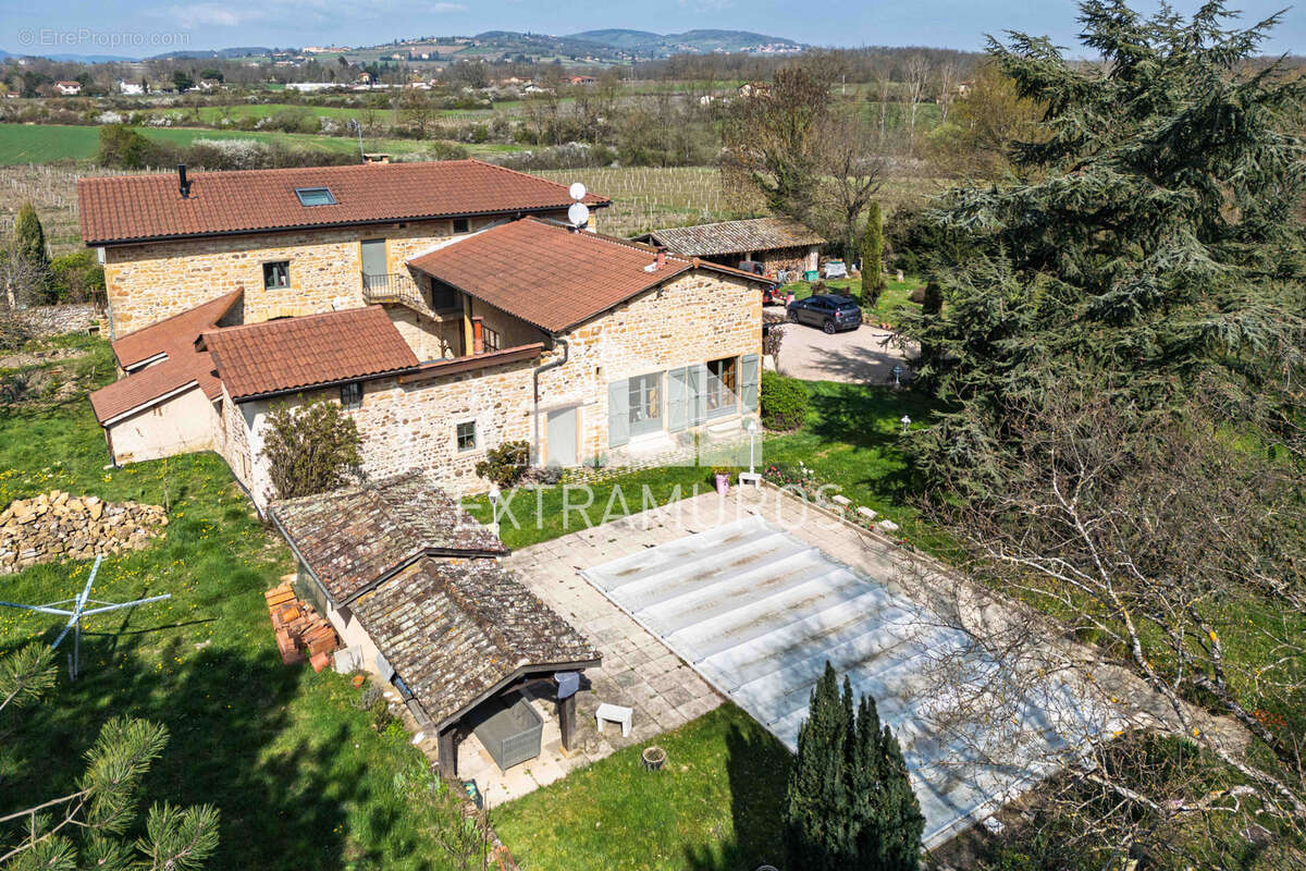 Maison à CHATILLON