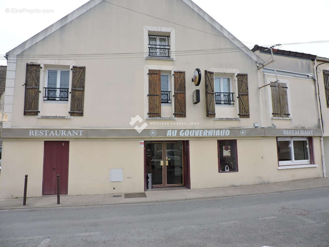 Autre à GOUVERNES