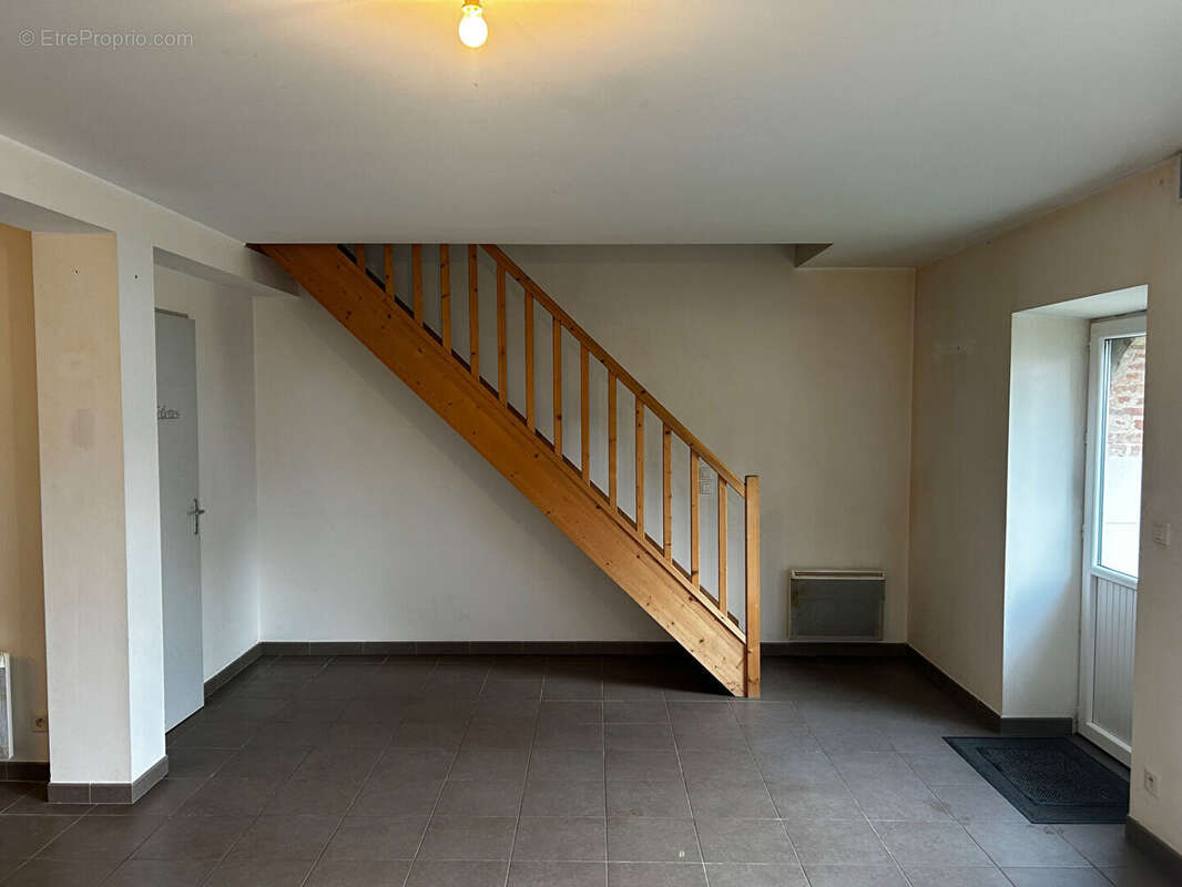 Maison à CROIX-CHAPEAU