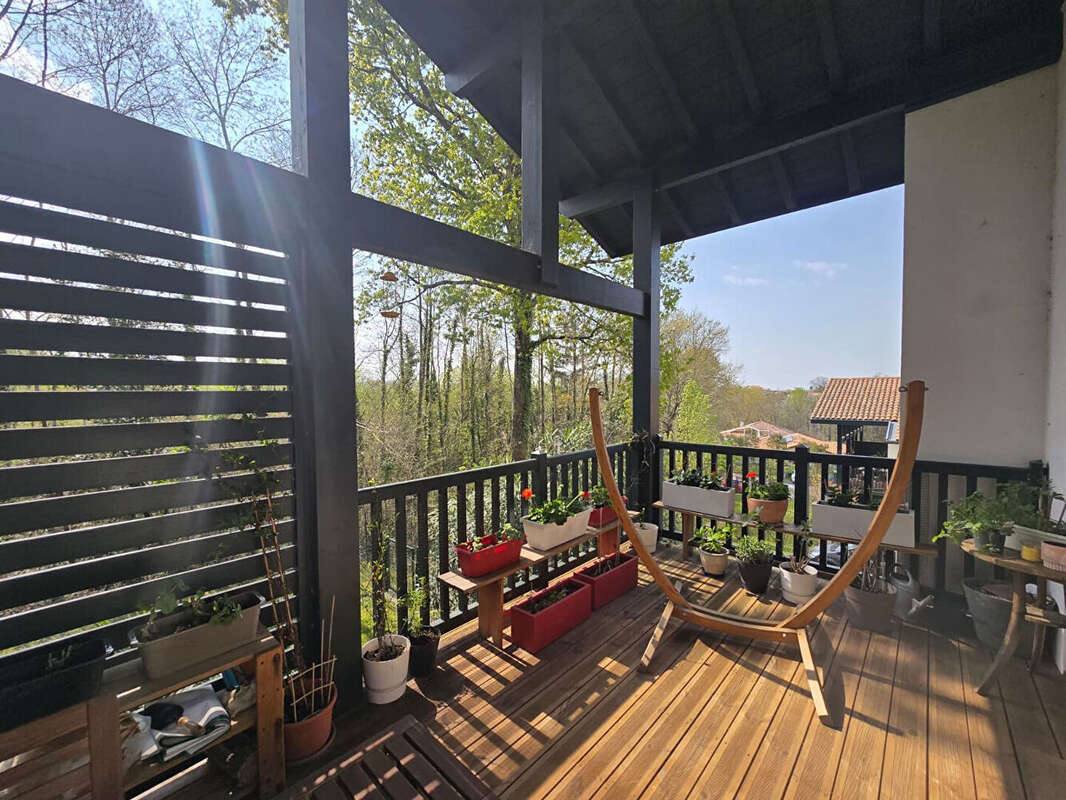 Appartement à LAHONCE