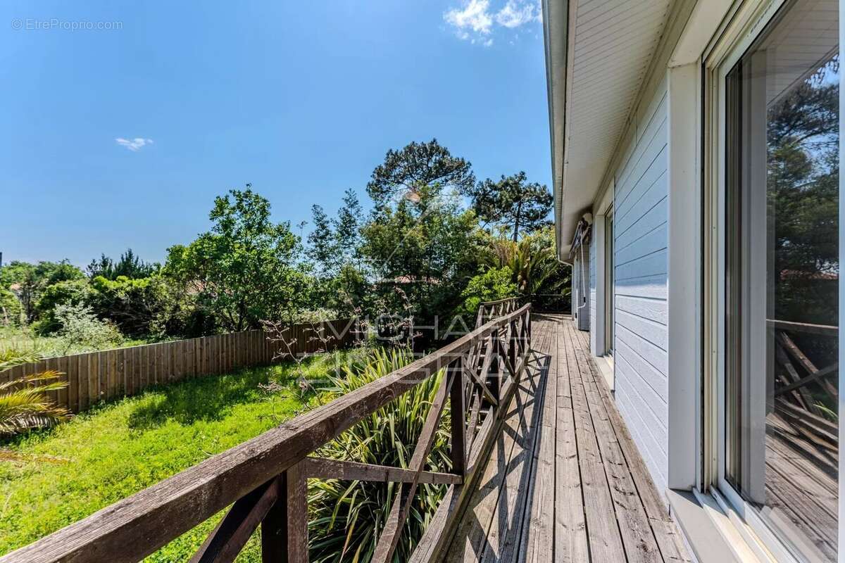 Maison à GUJAN-MESTRAS