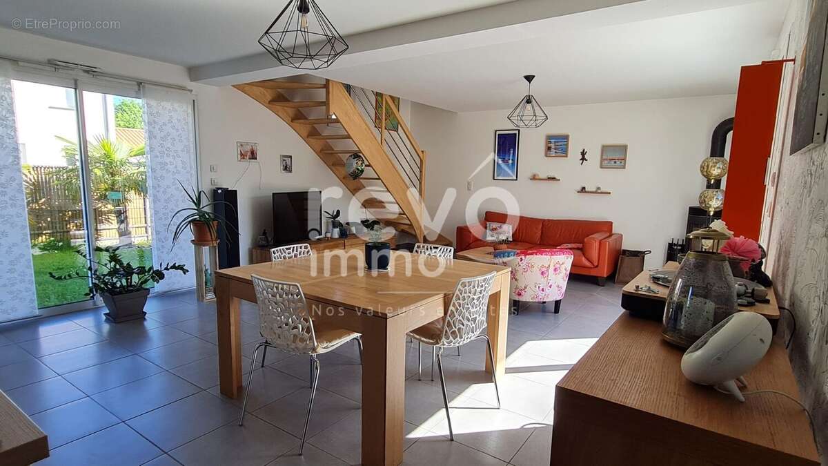 Maison à MAUVES-SUR-LOIRE