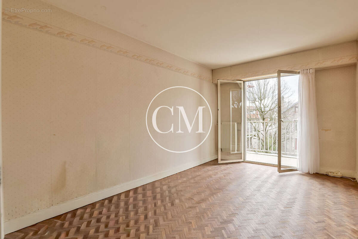 Appartement à VERSAILLES