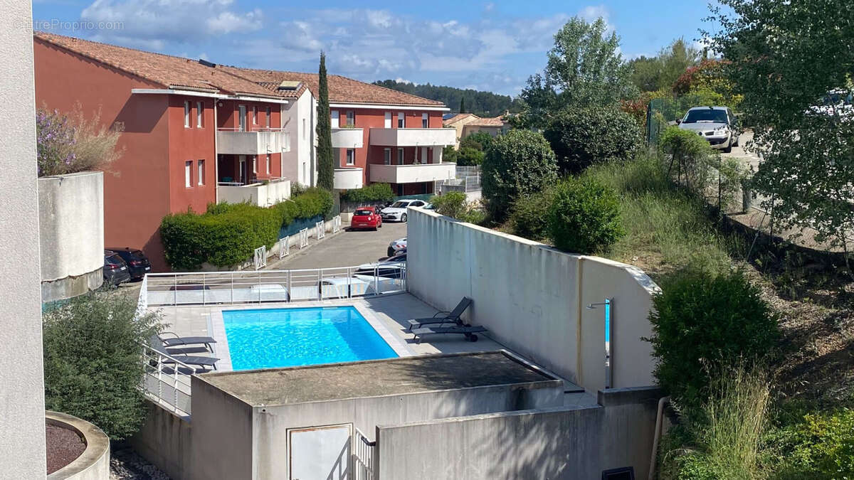Ascenseur, terrasse 25 m2, box, piscine collective - photo 2