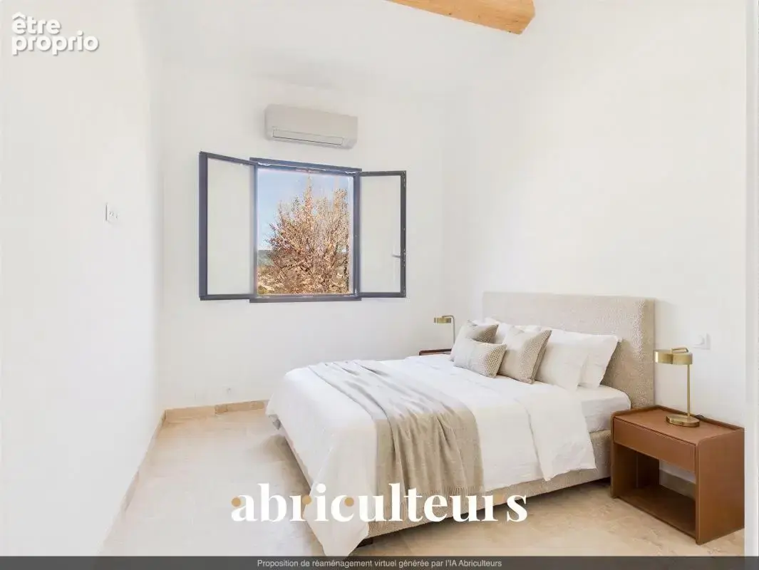 Maison T4 avec parking — Centre du village et vue Chaîne des Costes - Lambesc (13410) - photo 10