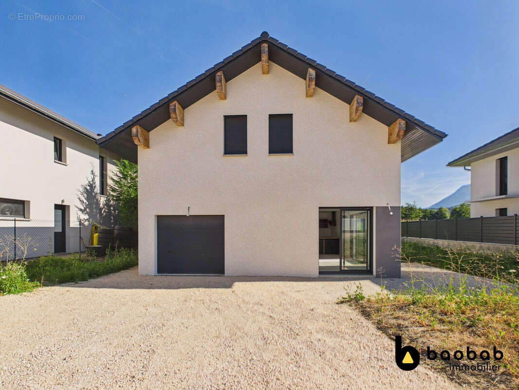 Maison 100 m² à Voglans  - photo 3