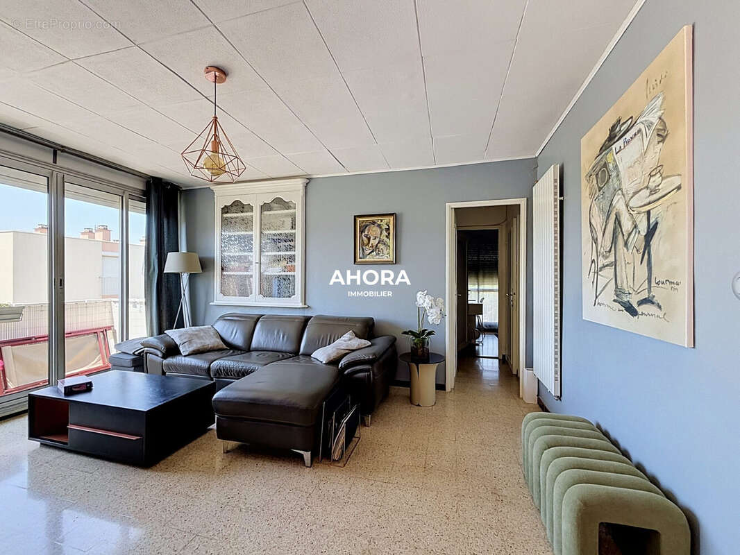Appartement à MARSEILLE-9E