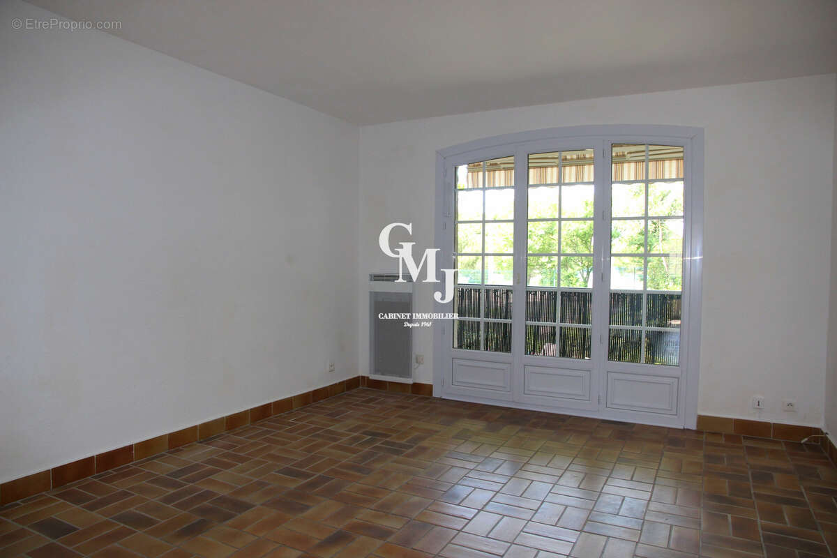 Appartement à SAINT-RAPHAEL