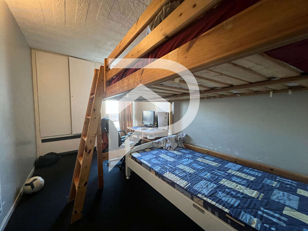 Appartement à ELANCOURT