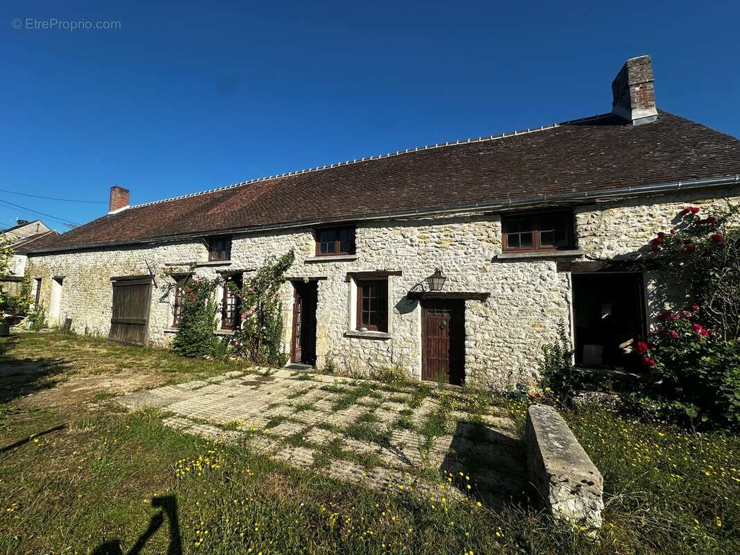 Maison à MILLY-LA-FORET