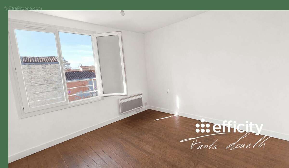 Maison 117 m² à Saint-Hilaire-La-Palud  - photo 8