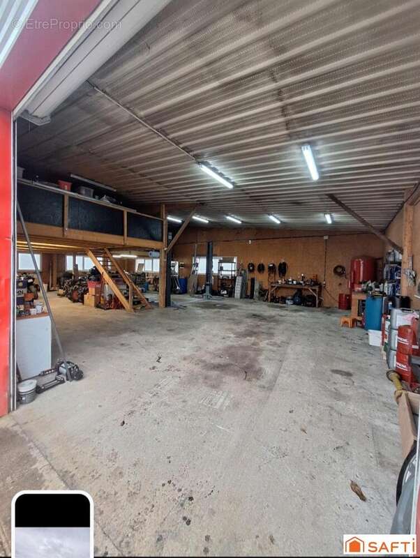 Photo 3 - Commerce à BEAULIEU-SOUS-LA-ROCHE